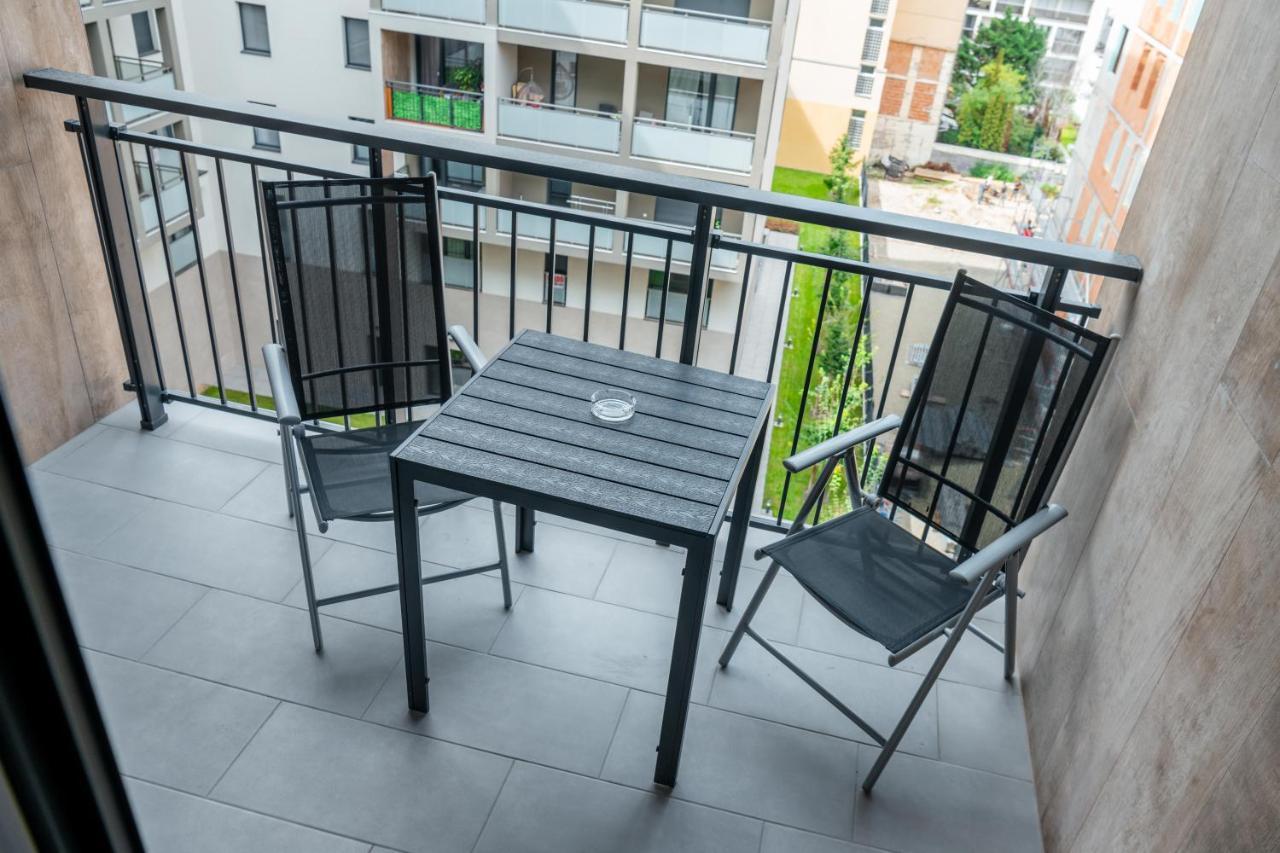 Westside Apartments By Urbanrent Budapest Exterior photo