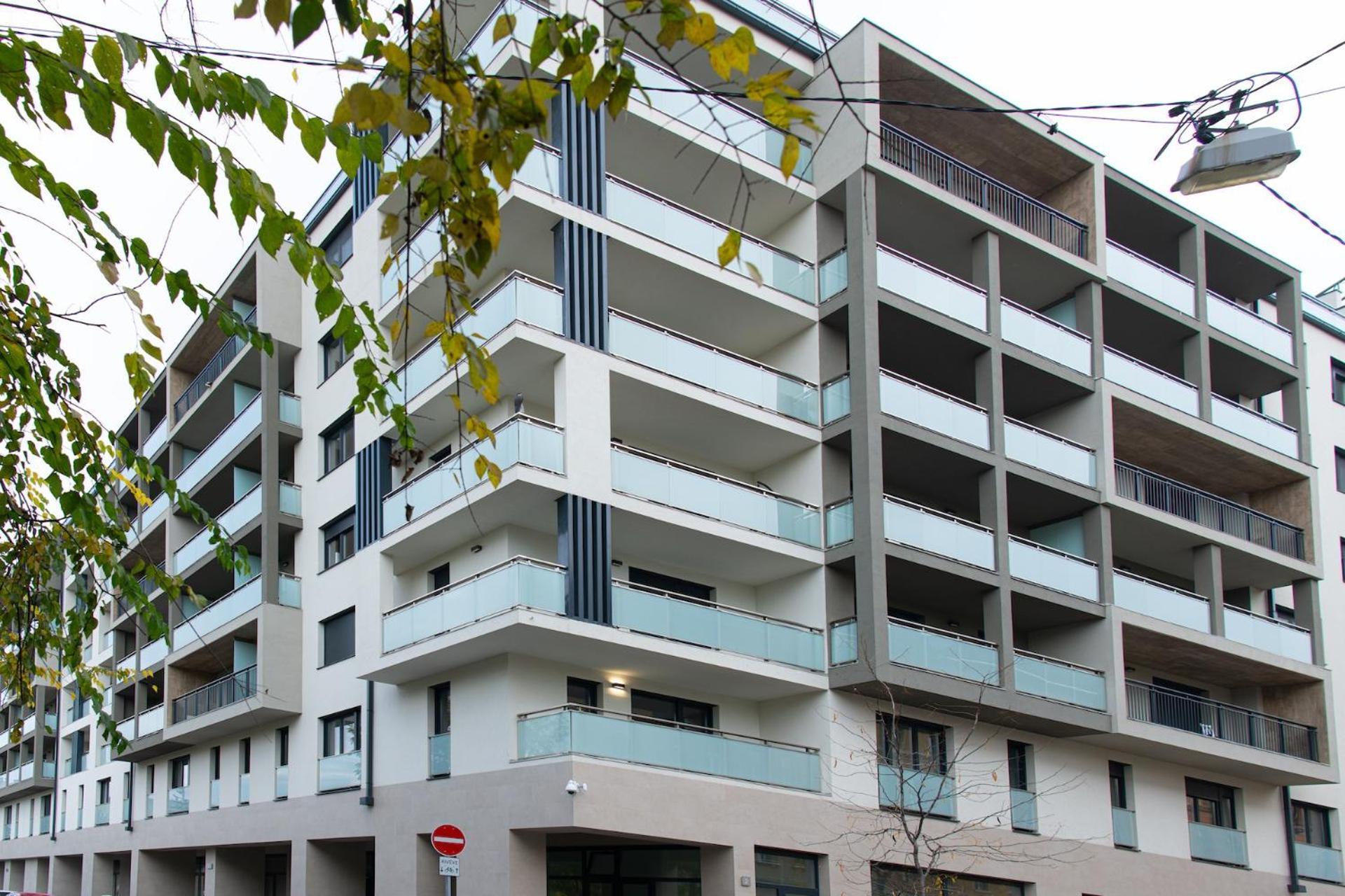 Westside Apartments By Urbanrent Budapest Exterior photo